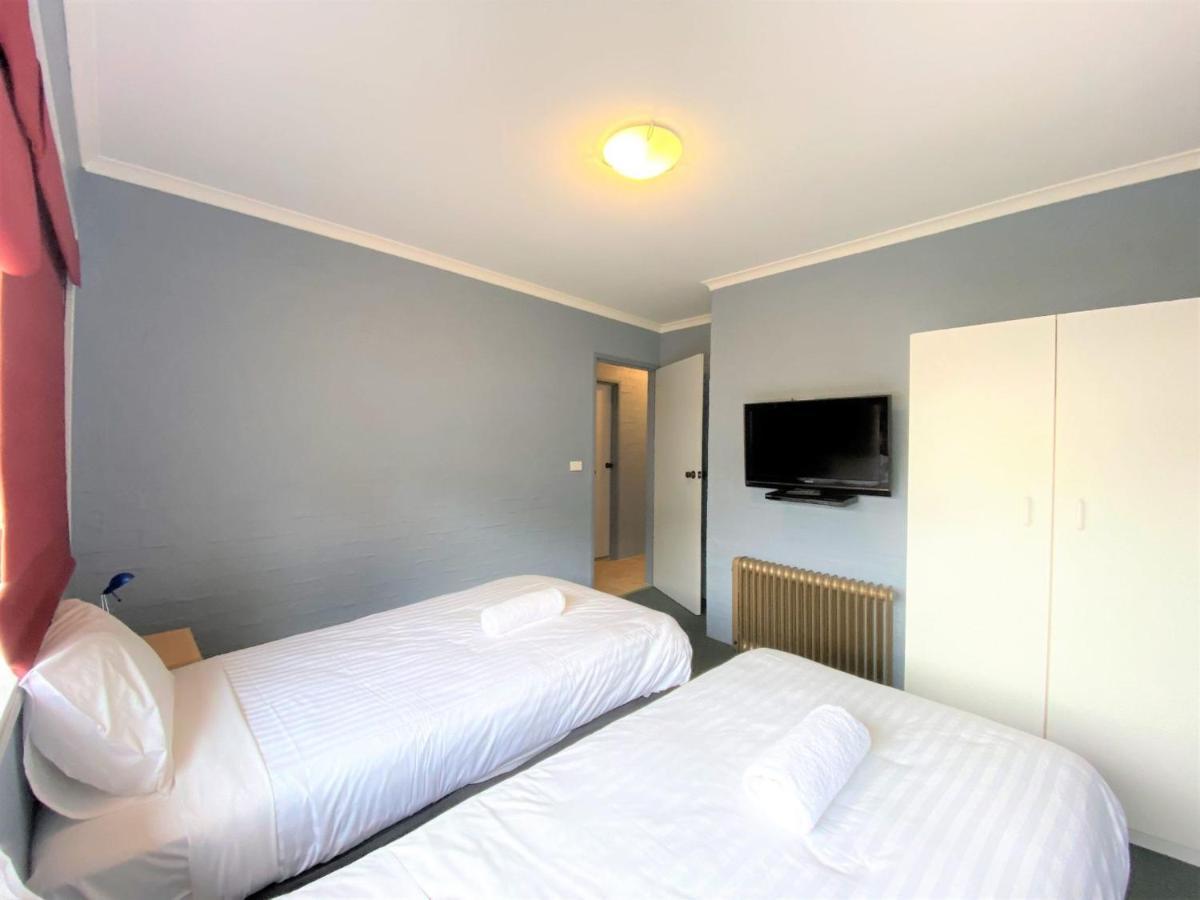 Holiday home Alpine Mountain View 18 - 4br L Mountain Views L Swimming Pool L Air-con L Wifi Jindabyne
