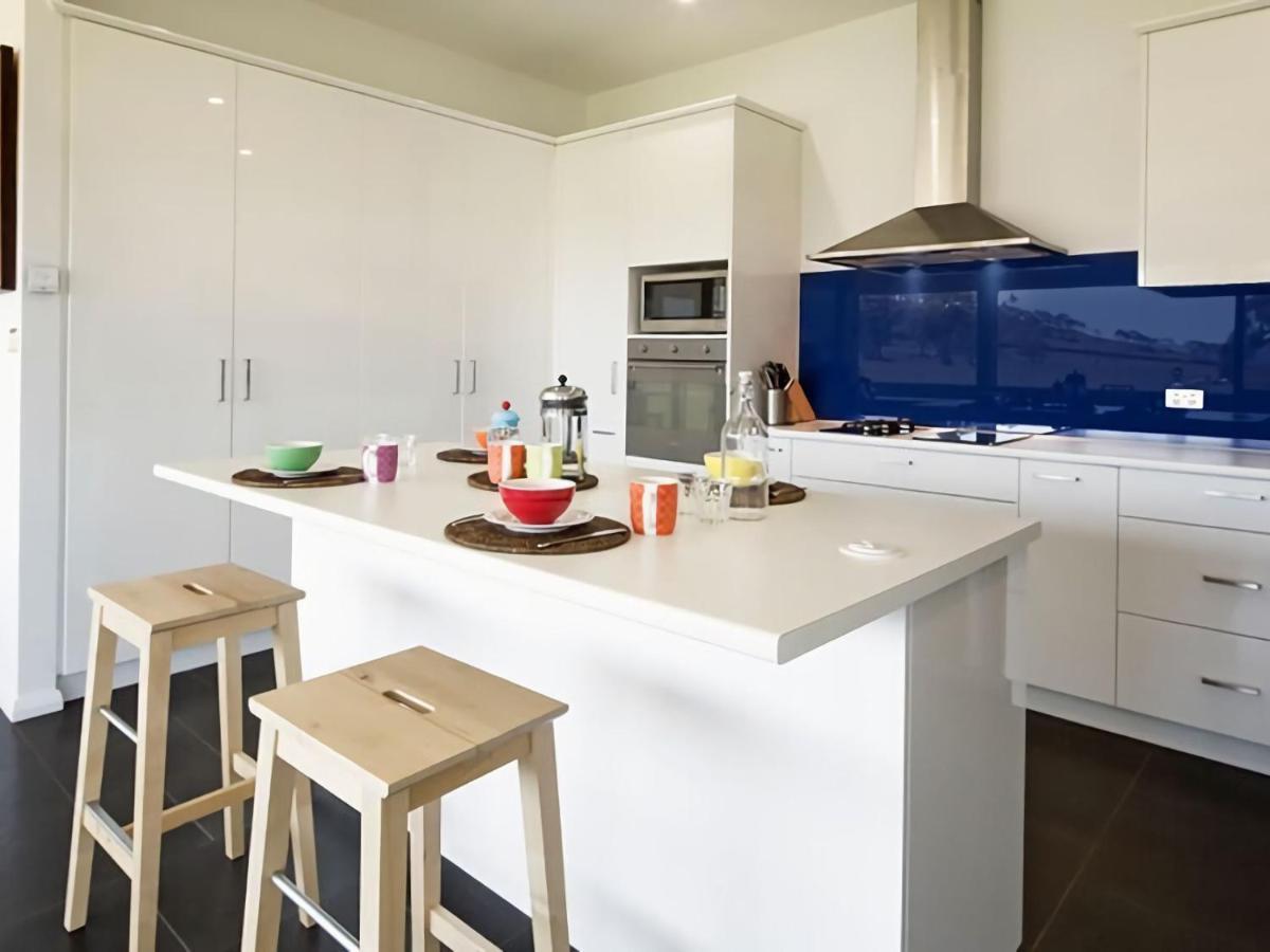 Manna Tree Farm - Modern 3br House On 100 Acres L Mountain Views L Wifi L Bbq L Wood Fire Jindabyne