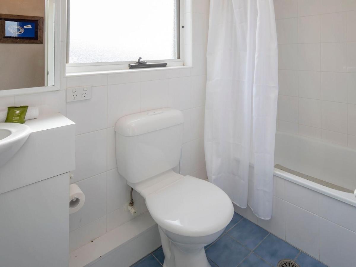 Apartment Cascades 18 3 Kurrajong Street
