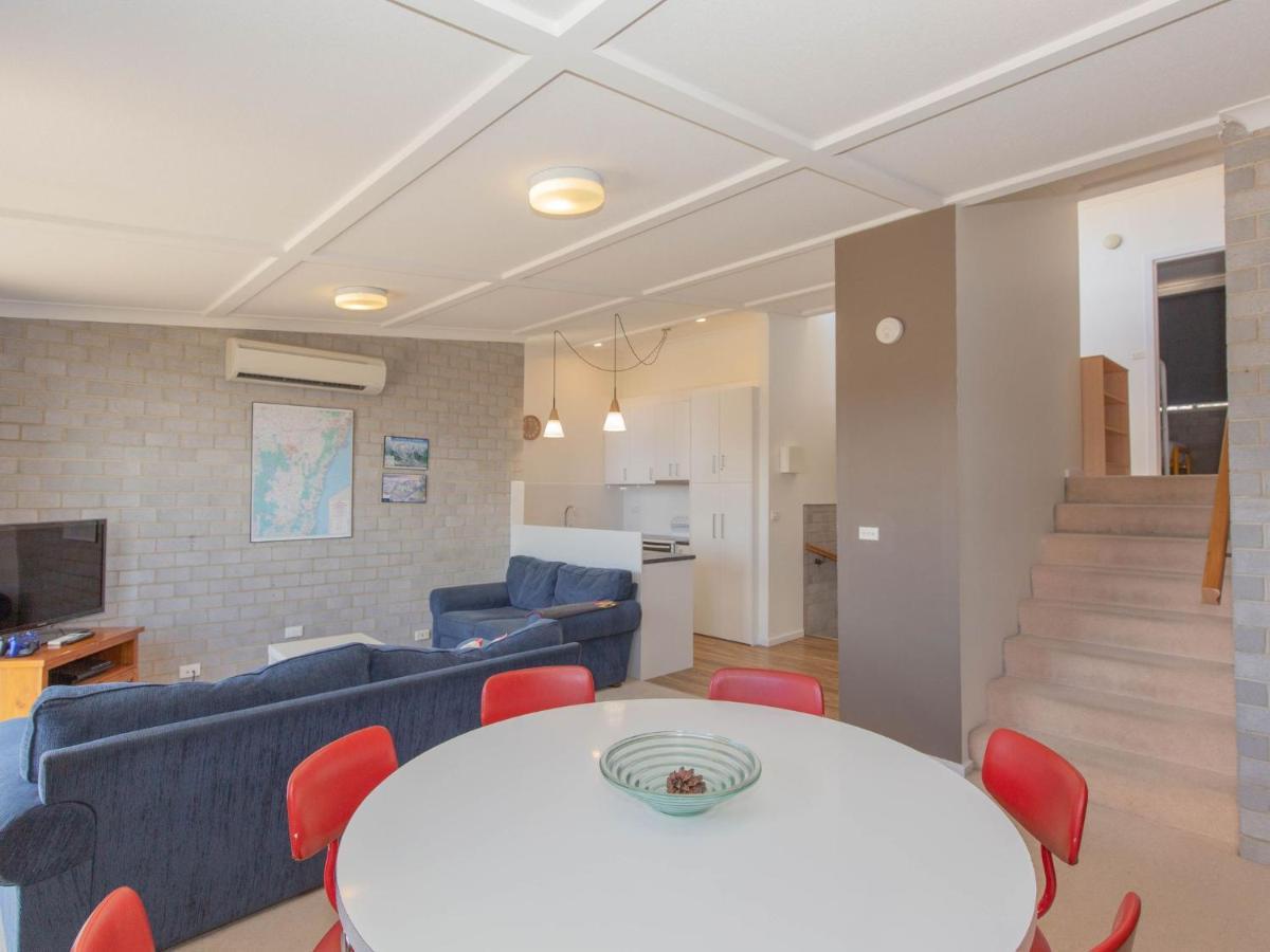 Tanderra 17 28 Park Road Holiday home