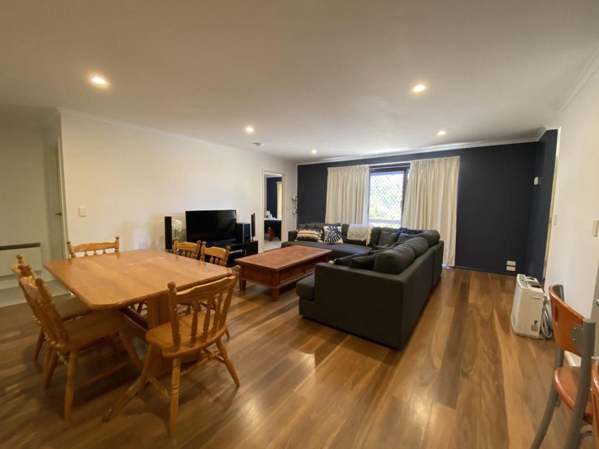 Cobbon Retreat - 5br House L Pet Friendly L Large Fenced Backyard L Wifi L Great Location Holiday home *