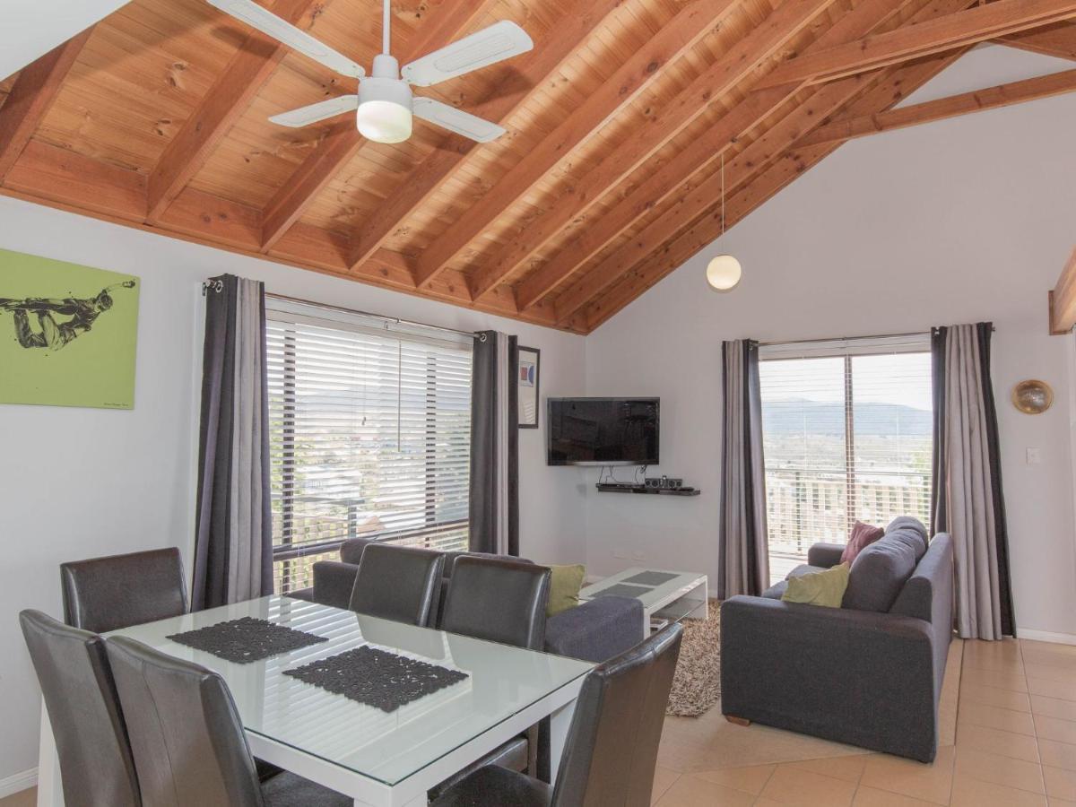 Kestrels Rest 2 116 Gippsland Street Holiday home