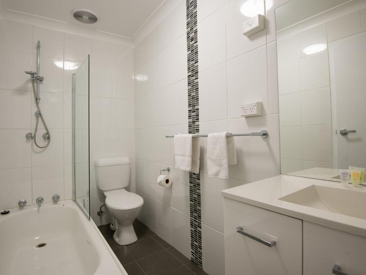 Astrids At Park - 2br L & Mountain Views L Location L Wifi Apartment Jindabyne
