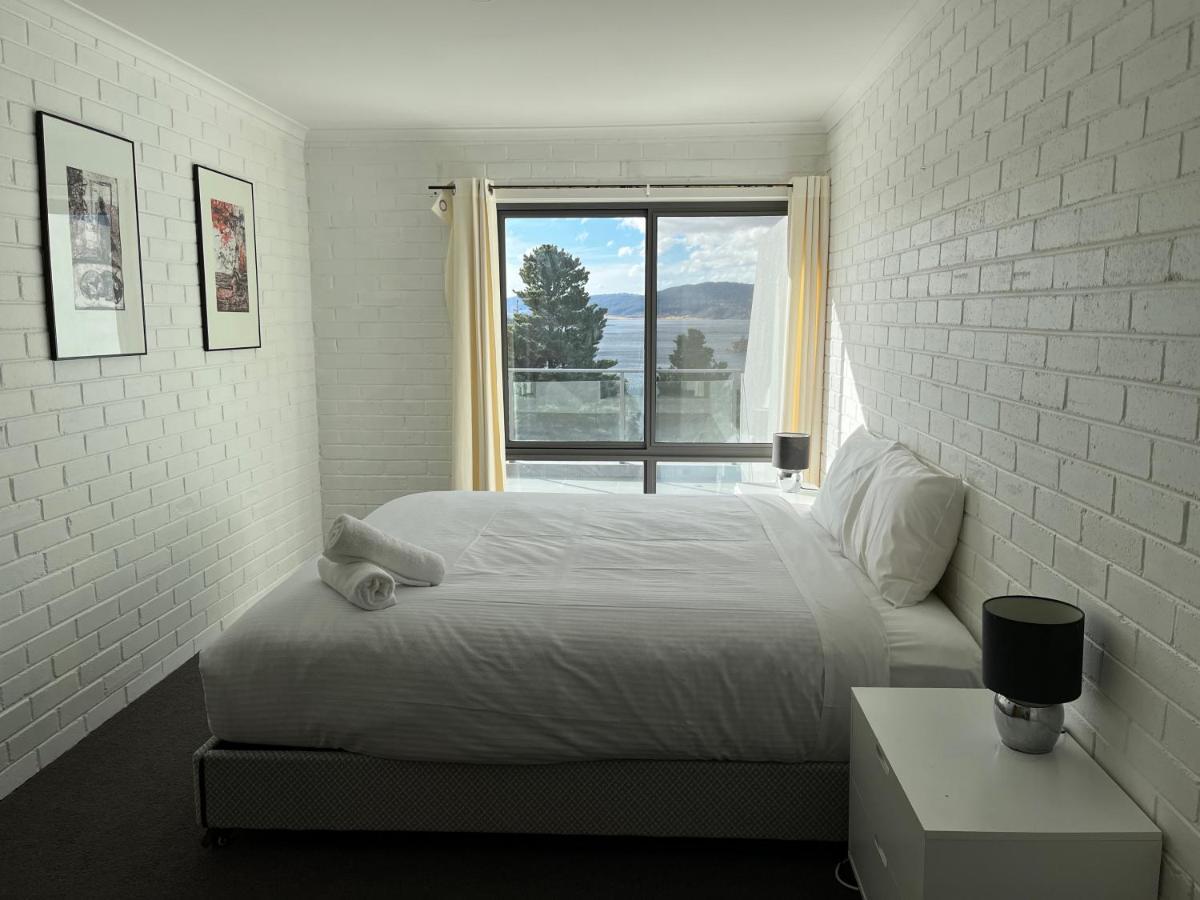 Apartment Summit 15 *