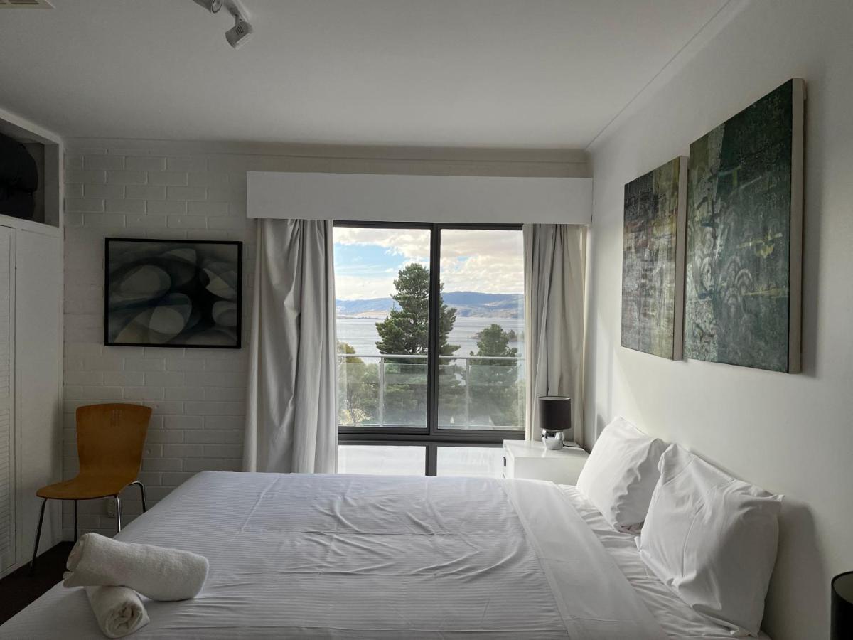 Apartment Summit 15