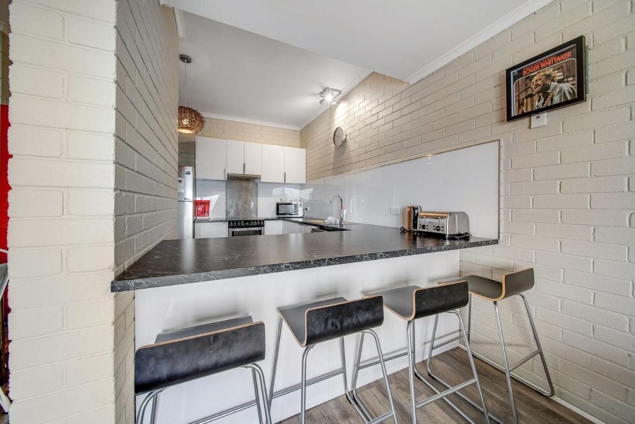Summit 11 - Modern 3br L Stunning Views L Wifi L Bbq L Air-con Holiday home Jindabyne
