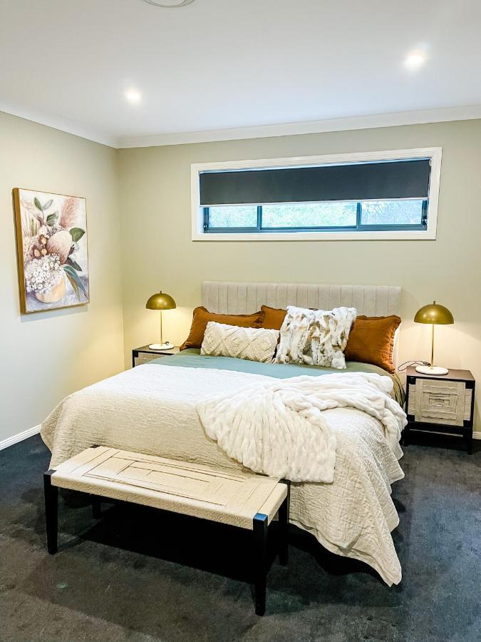 Hamilton House - Snowy Mountain Luxury Villa Jindabyne