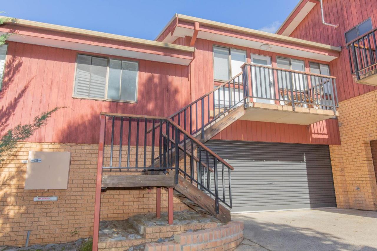 Eliza Lee 2 50 Gippsland Street Apartment *