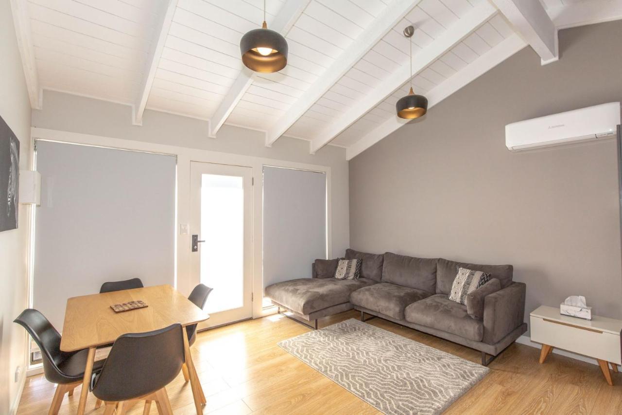 Eliza Lee 2 50 Gippsland Street *