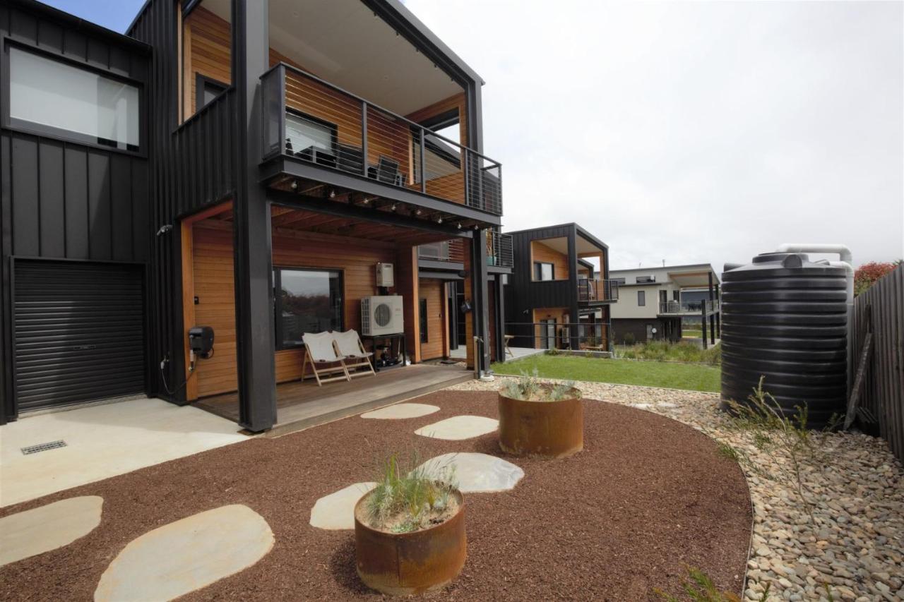 Spuren 4 Of 2 Echidna Place East Apartment *