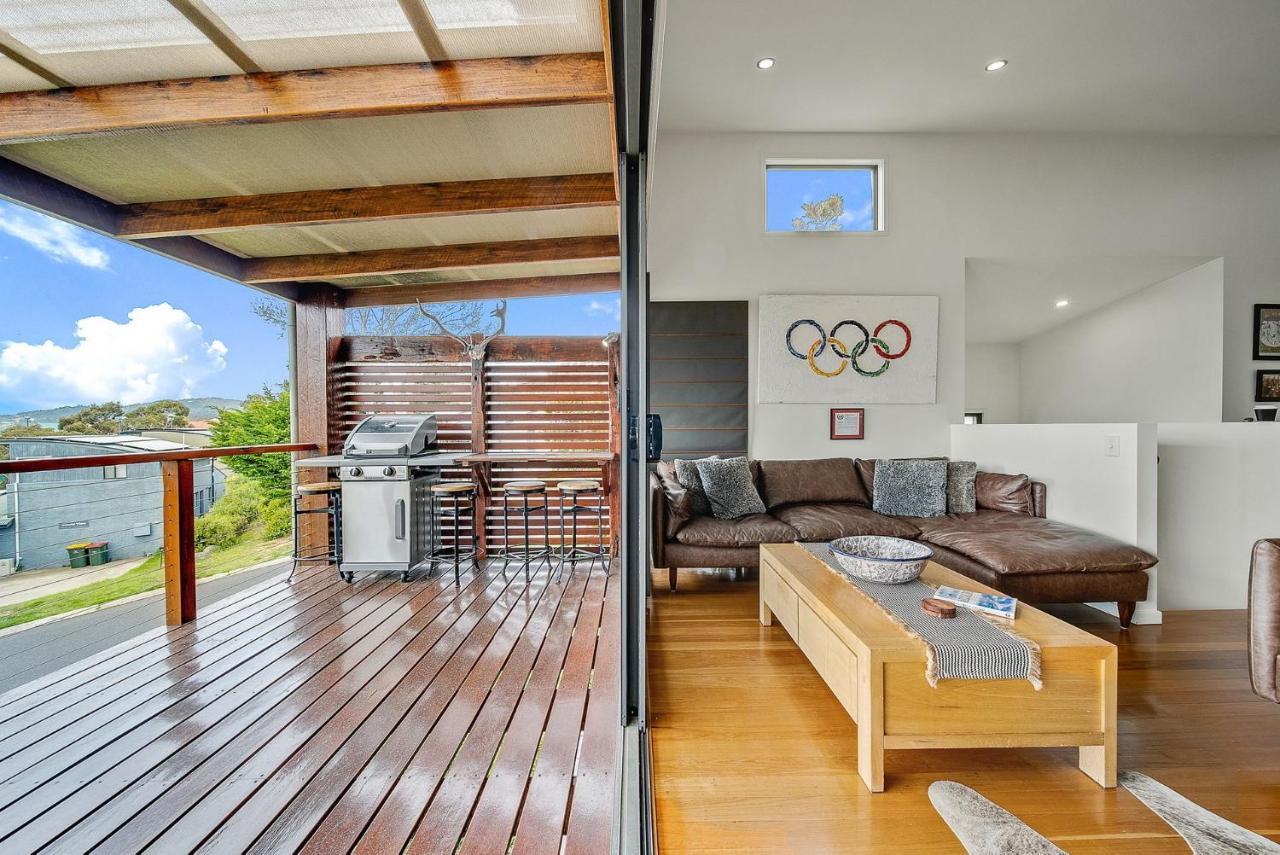Ned Kelly's Retreat - Stunning 3br Townhouse L Views L Wifi L Bbq