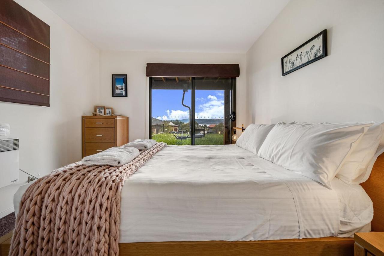 Ned Kelly's Retreat - Stunning 3br Townhouse L Views L Wifi L Bbq Holiday home *