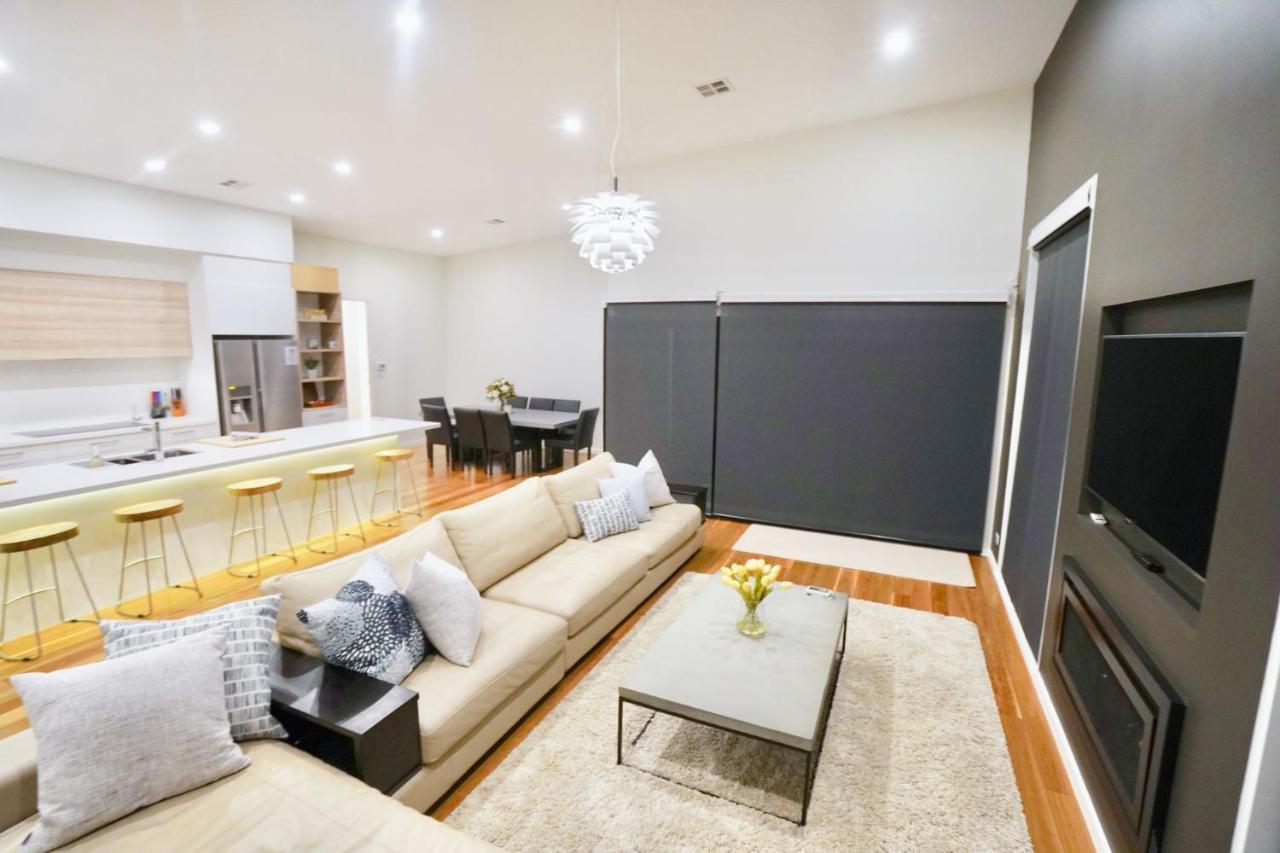 Pinecone - Luxury 4br L Ev Charger L Fire Pit L Wifi L Bbq L 4 Car Garage Holiday home Jindabyne