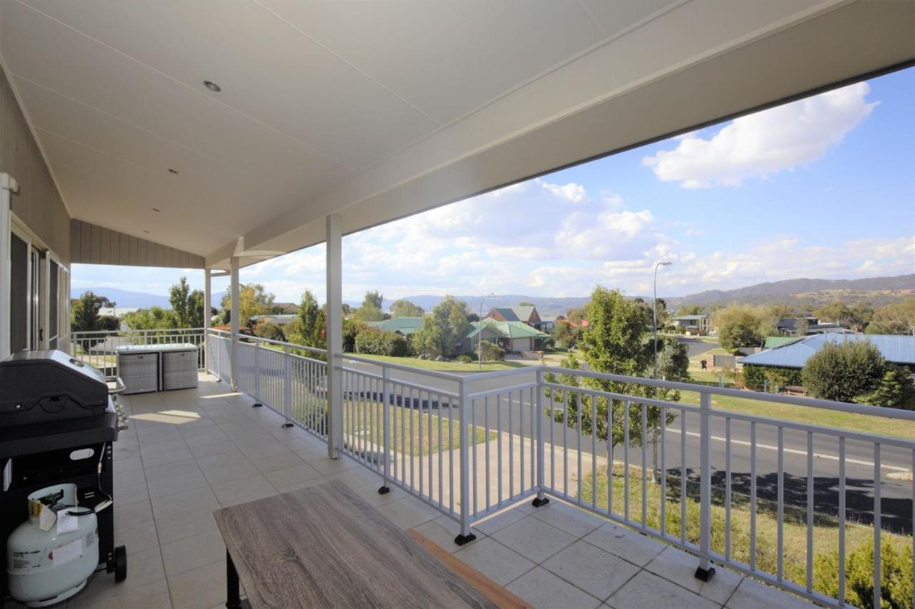Alpine Retreat 107a Gippsland Street Holiday home Jindabyne