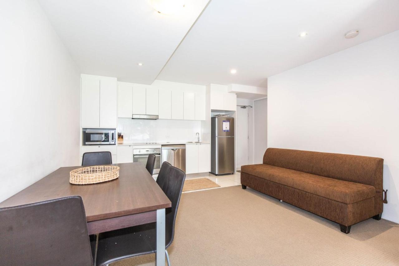 Apartment Edge 2 *