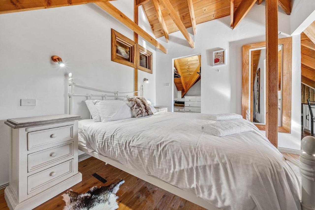 Aarlaur 2 - Charming 2br Rustic L Bath L Fire Pit L Wifi L Air-con * Jindabyne