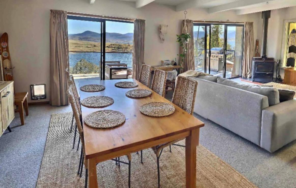 Wild Pines Holiday home *