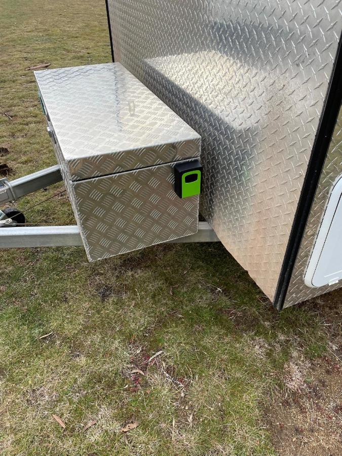 Caravan Hire *