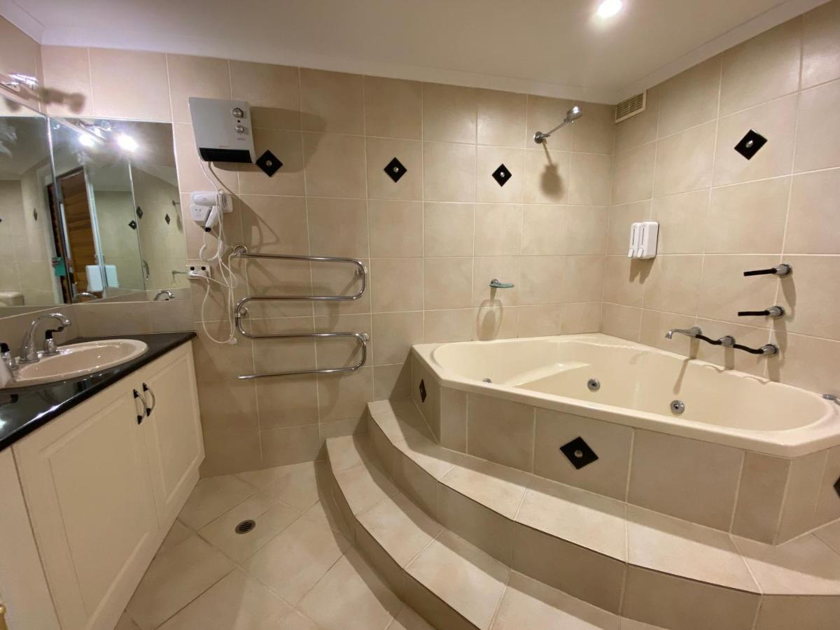 View Apartment *