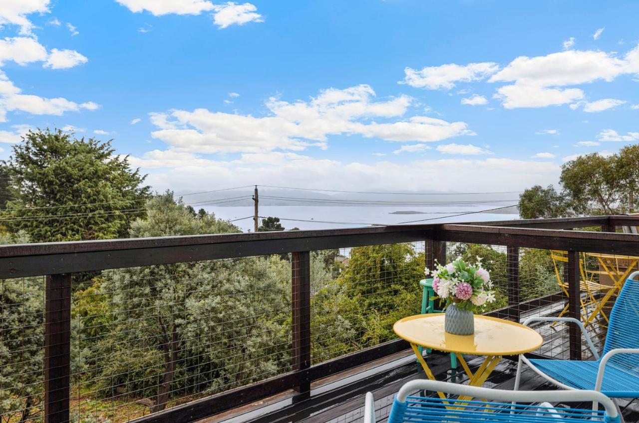 Alps Lakeview Lodge *
