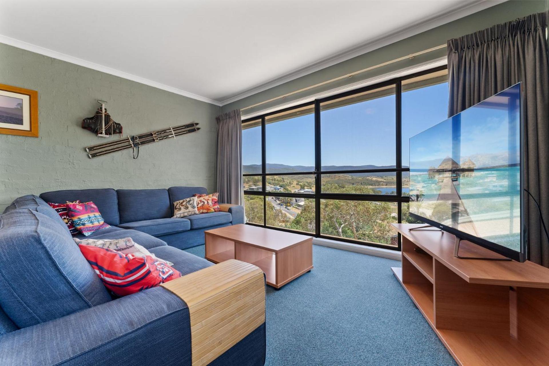 Holiday home Alpine Mountain View 18 - 4br L Mountain Views L Swimming Pool L Air-con L Wifi Jindabyne