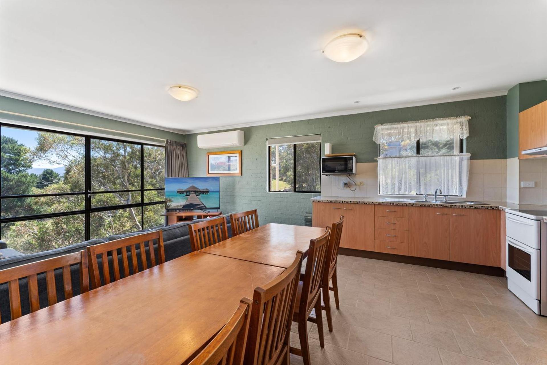 Alpine Mountain View 18 - 4br L Mountain Views L Swimming Pool L Air-con L Wifi Holiday home Jindabyne