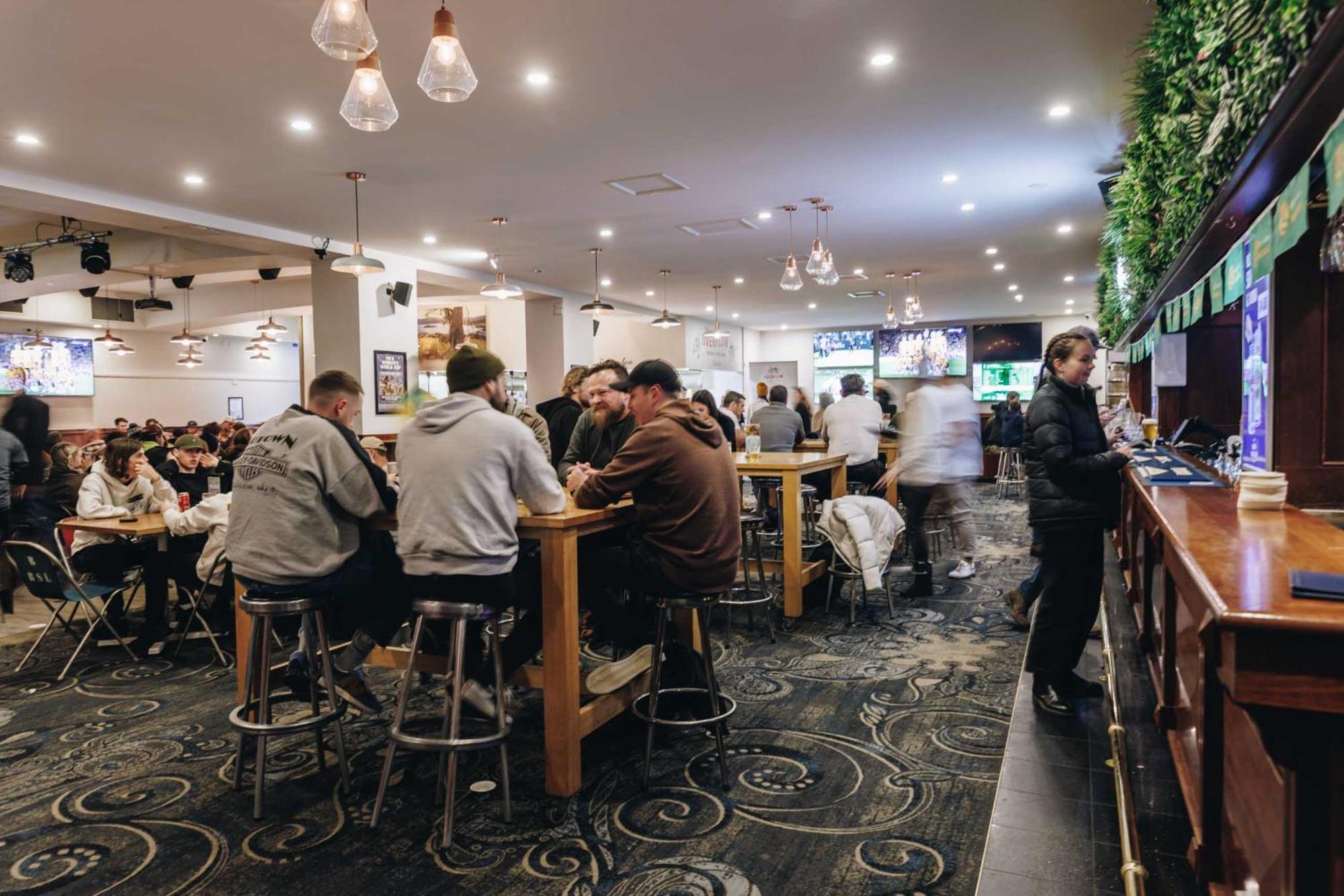 Banjo Paterson Inn