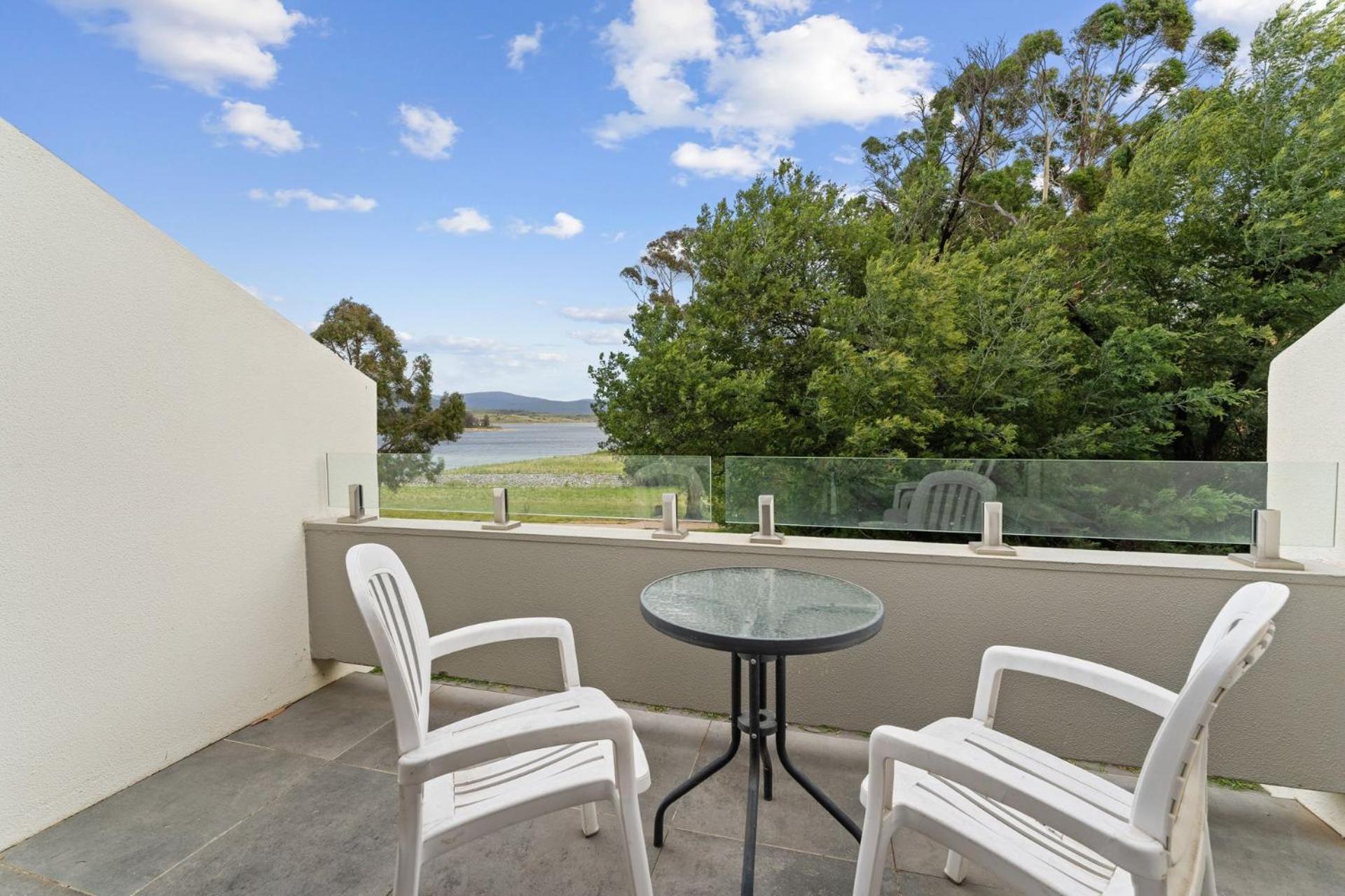 Horizons 115 - Front L Pool L Tennis Court L Bar