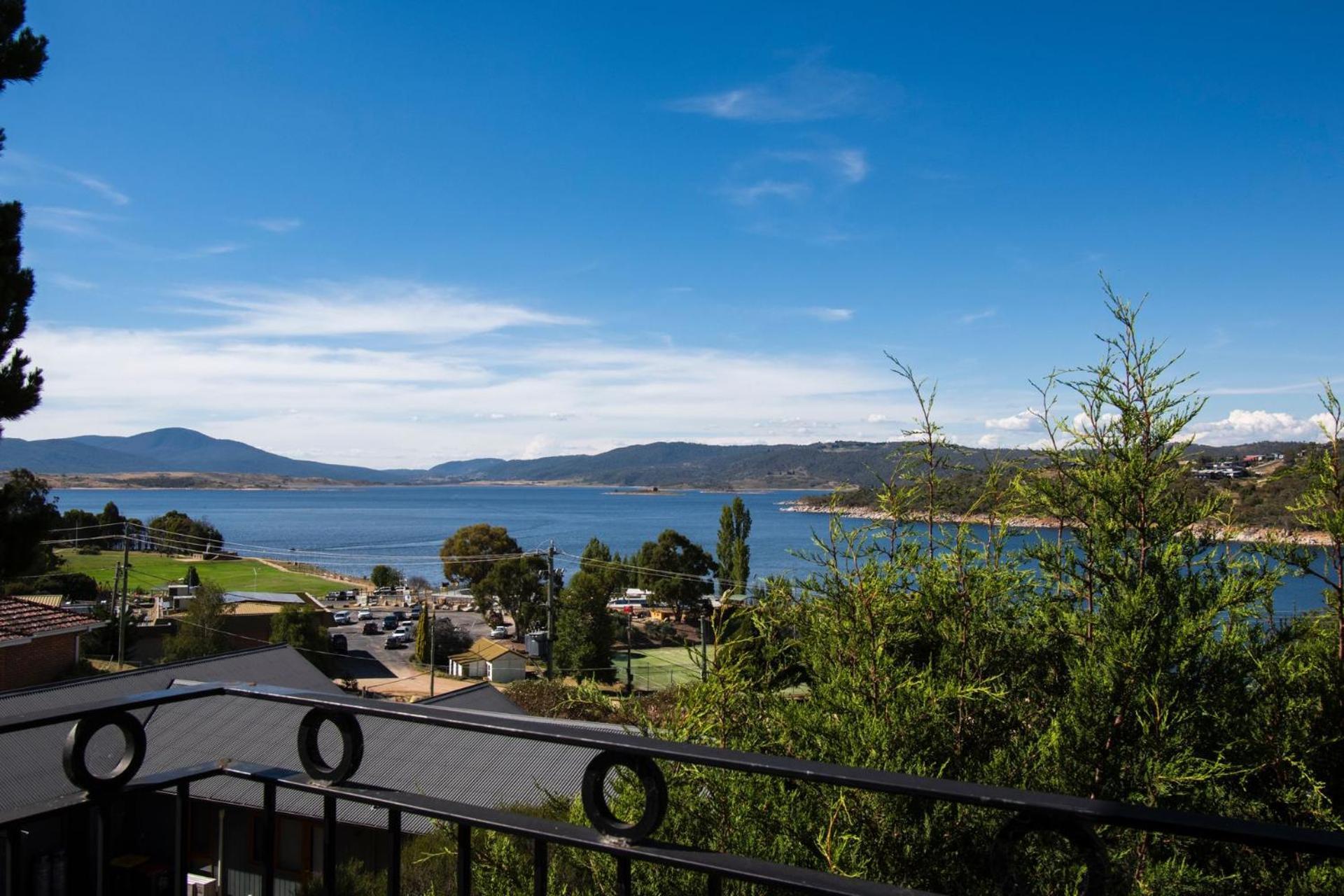 Heidelburg 3 Of 6 Banjo Patterson Crescent Apartment Jindabyne