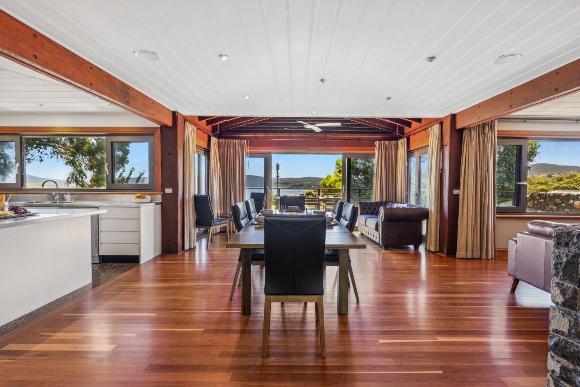 Holiday home Coco's Place Jindabyne