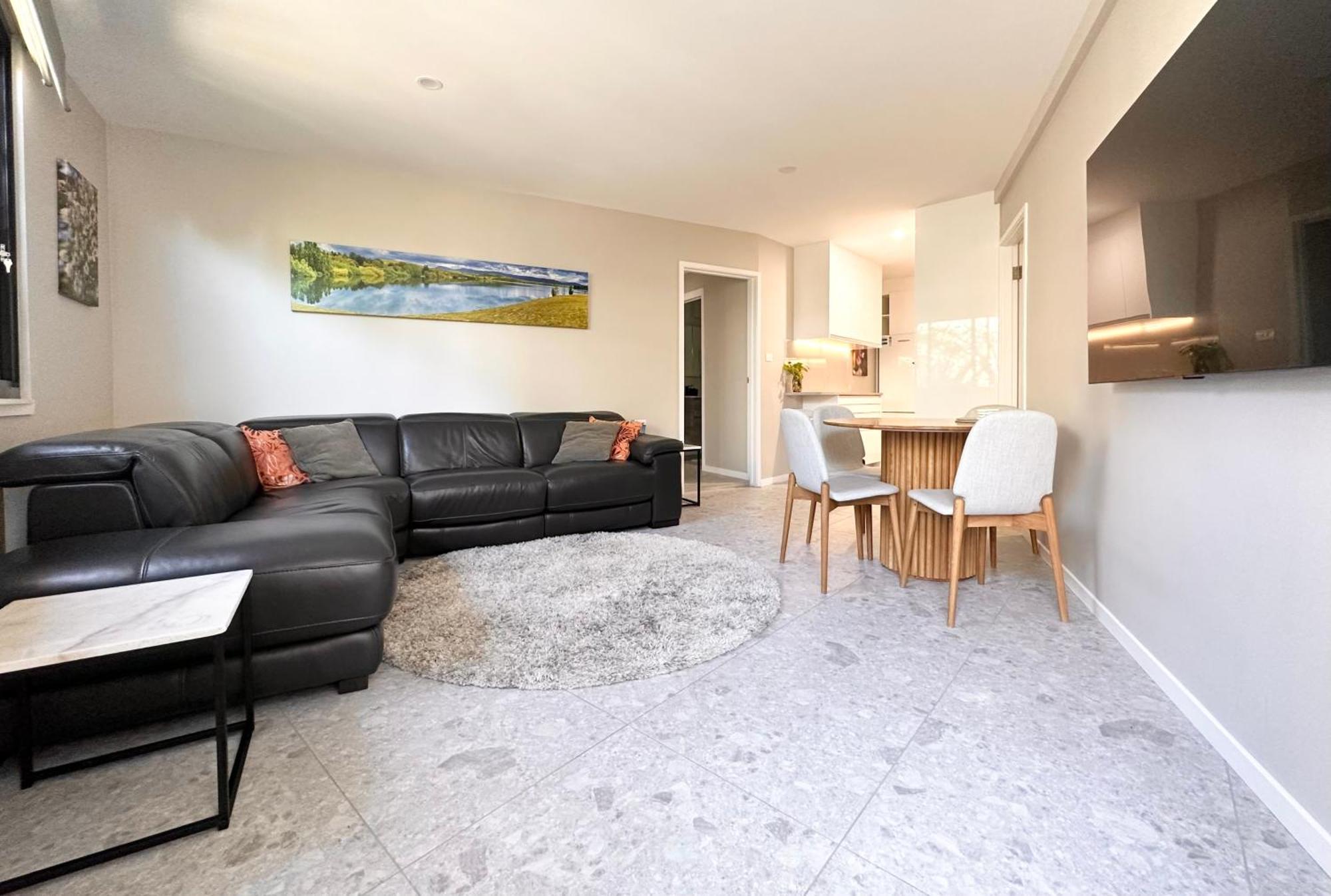 Apartment Full Circle *