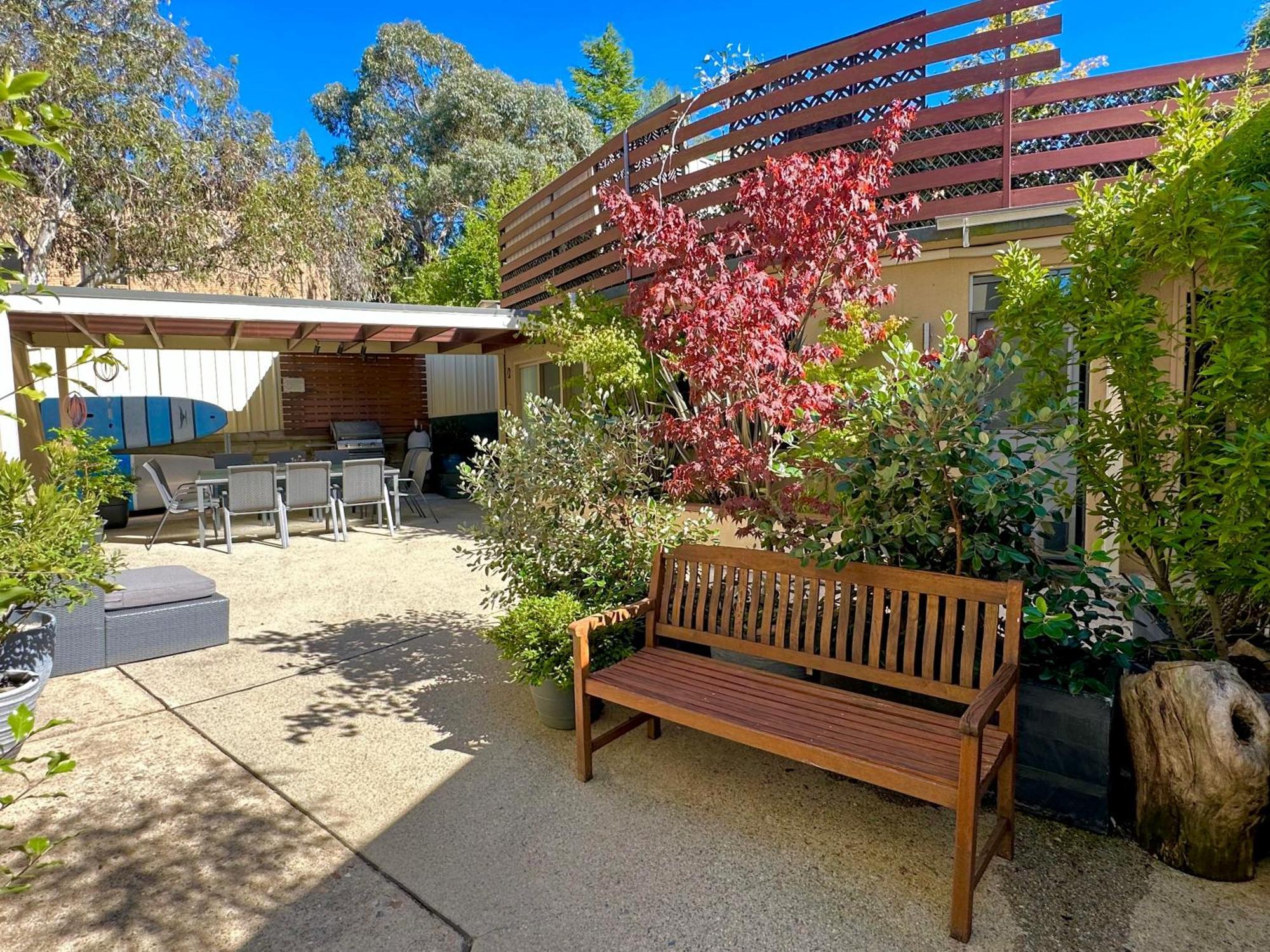 Full Circle Apartment
