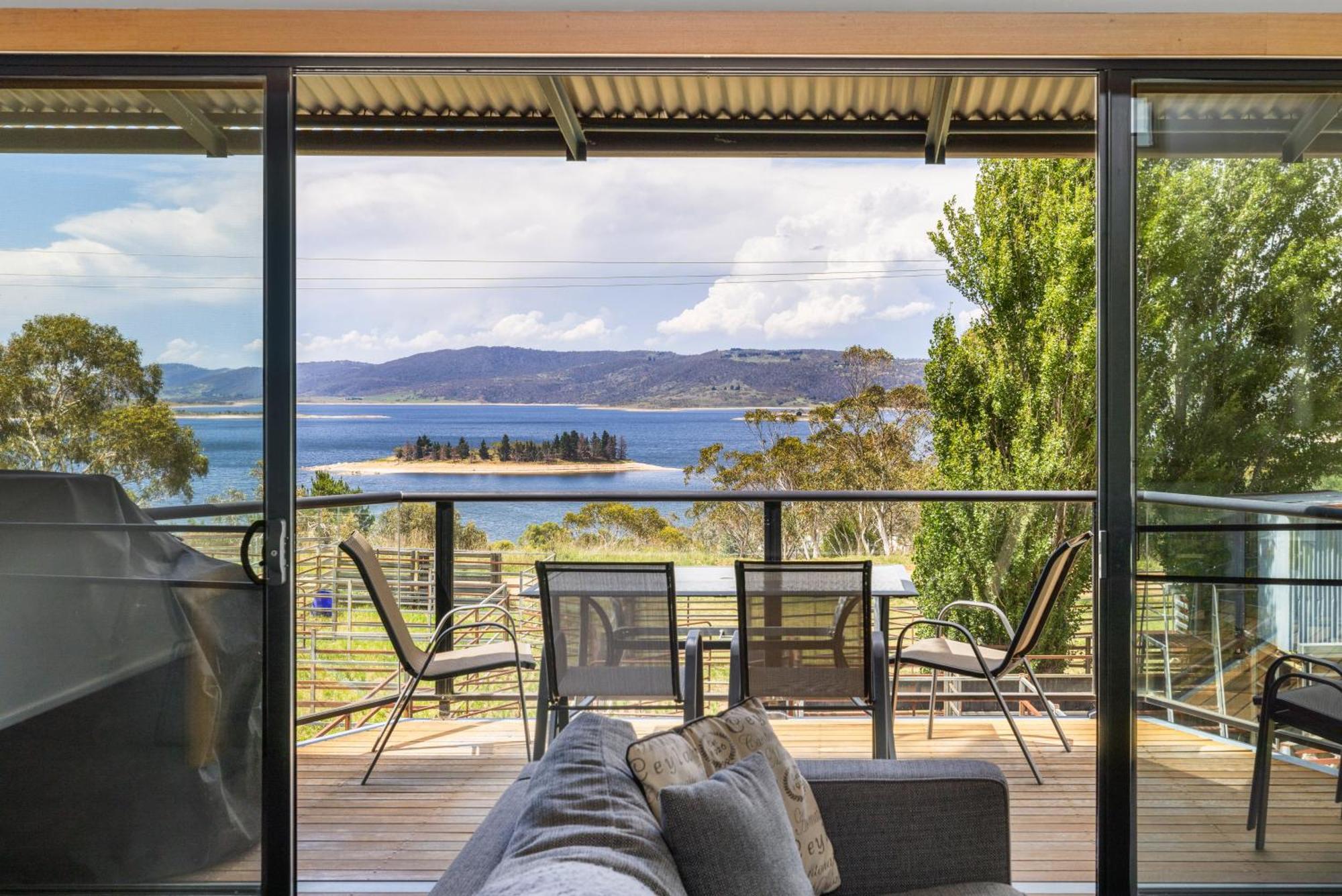 Stockyards 3 - Luxury Townhouse Apartment Jindabyne