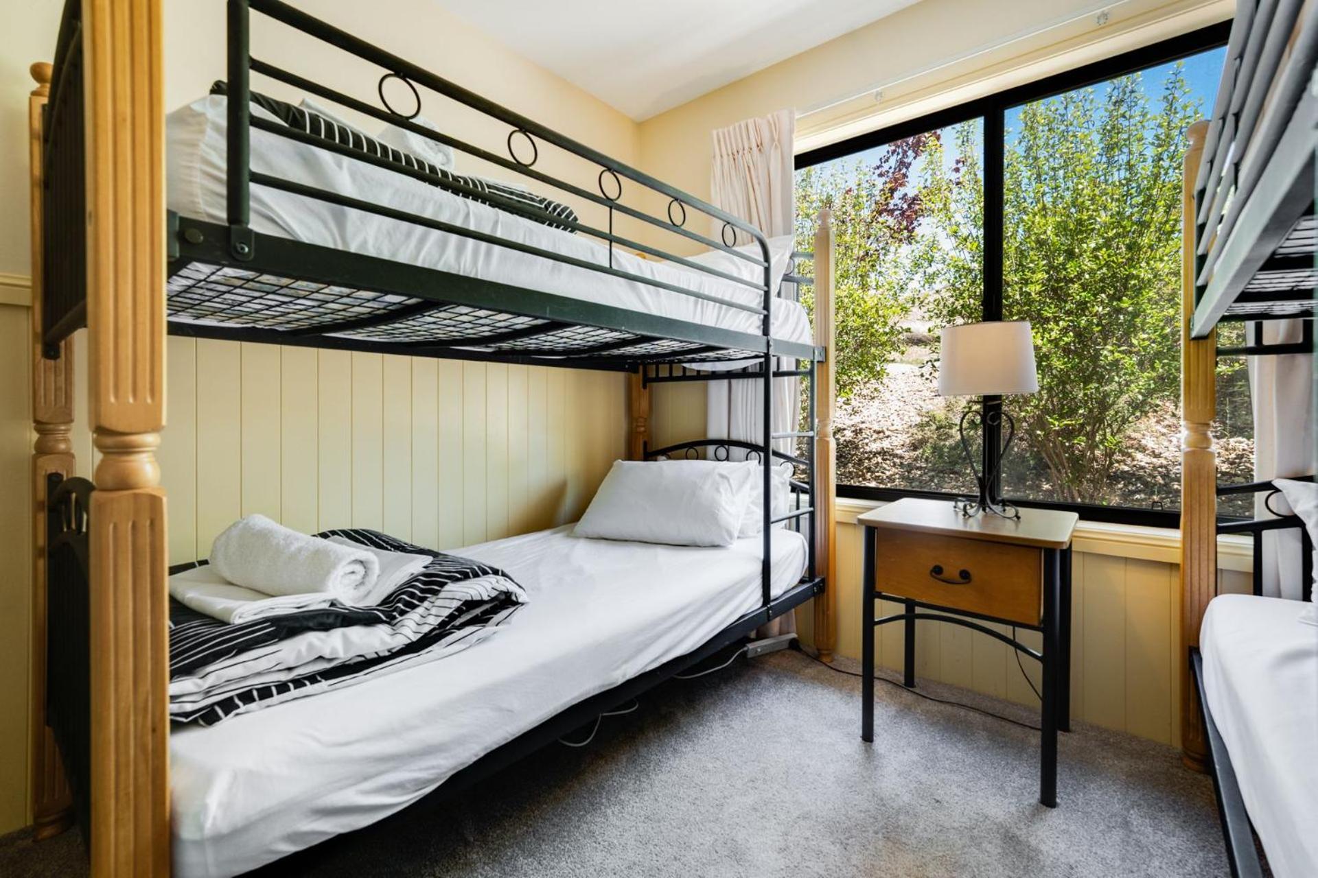 Dromaius 5 - 3br Townhouse L Views L Bath L Wifi L Bbq Jindabyne