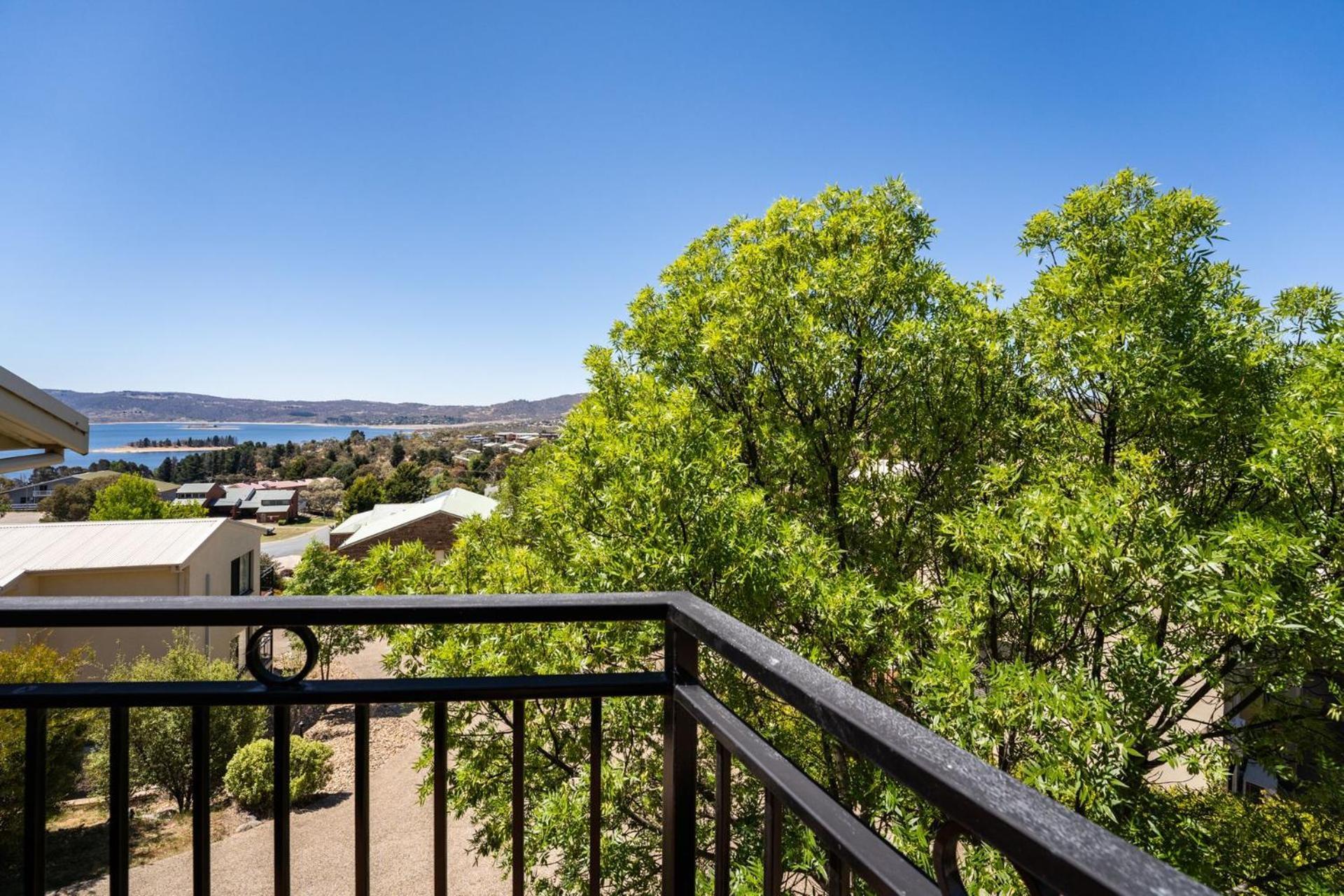 Dromaius 5 - 3br Townhouse L Views L Bath L Wifi L Bbq Jindabyne