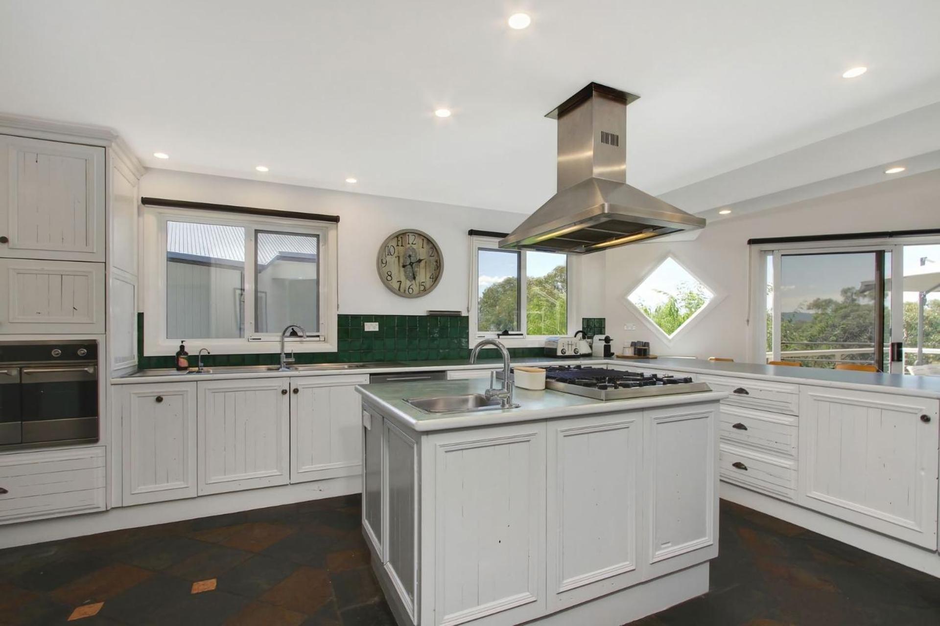 Crowes Nest 1 Holiday home