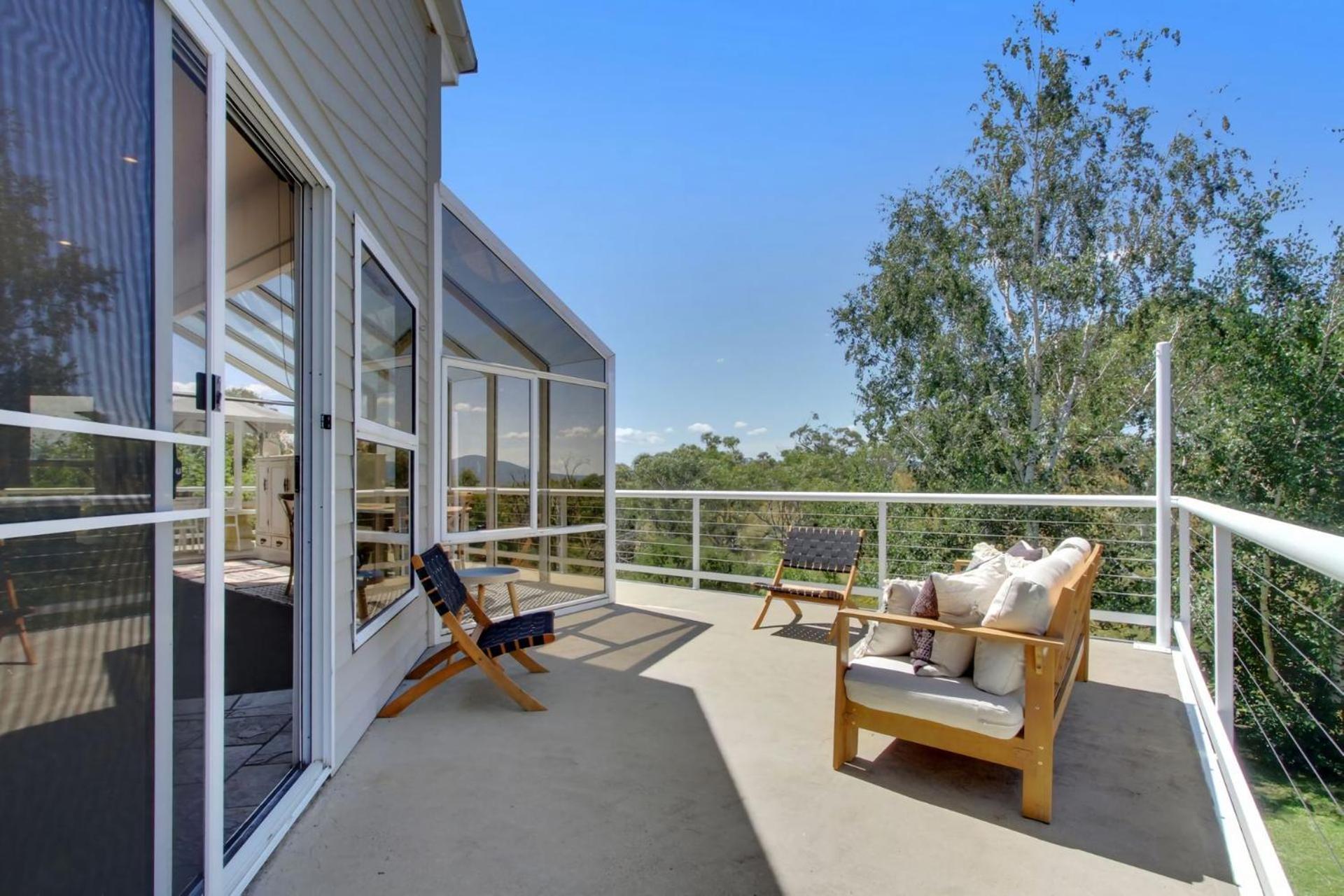 Crowes Nest 1 Holiday home *