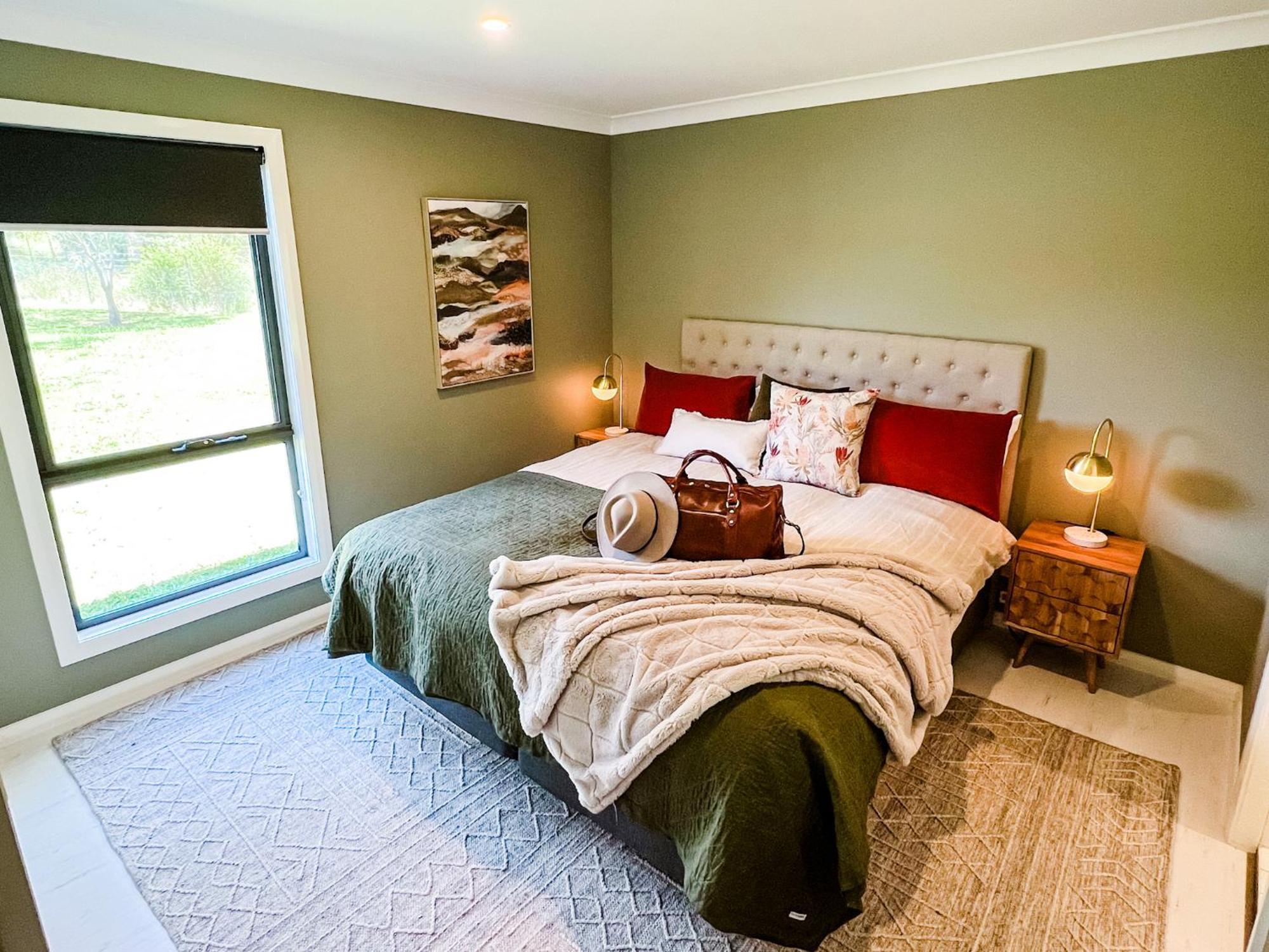 Hamilton House - Snowy Mountain Luxury Jindabyne