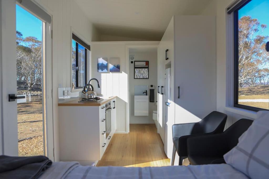 Big Yard Escapes - Two Off-grid Tiny On The Mowamba River Campsite Jindabyne