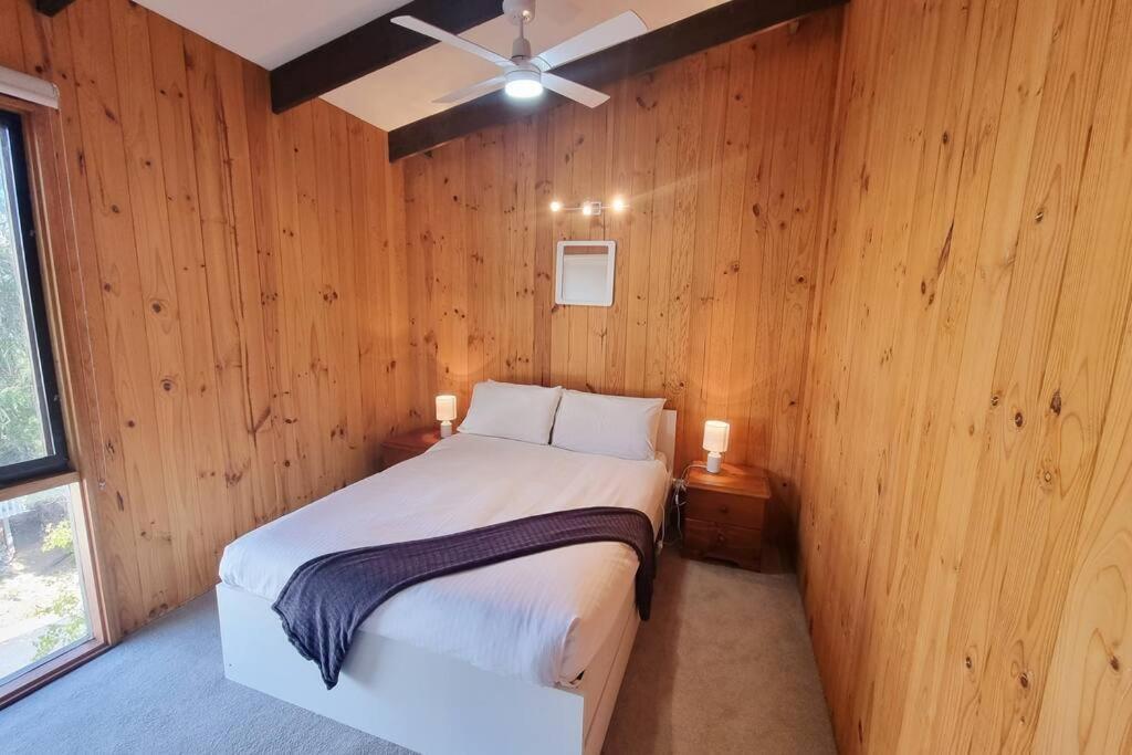 The Hideout - Views & Balcony W Bbq I Location I Wi-fi I Smart Tv Jindabyne