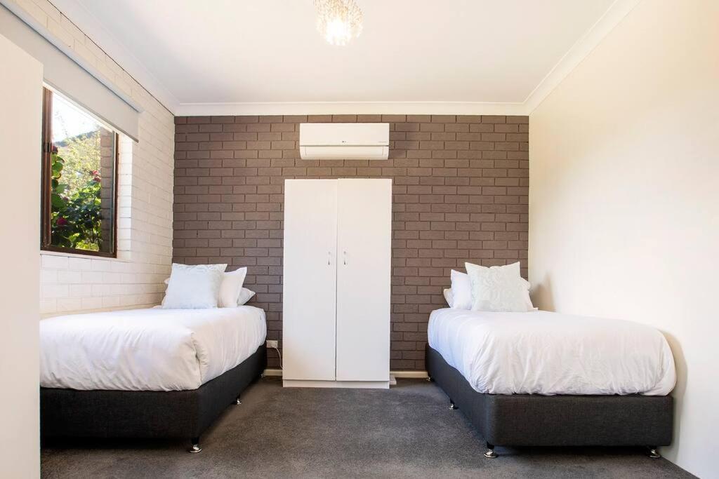 Peaceful Lakeside Escape Jindabyne