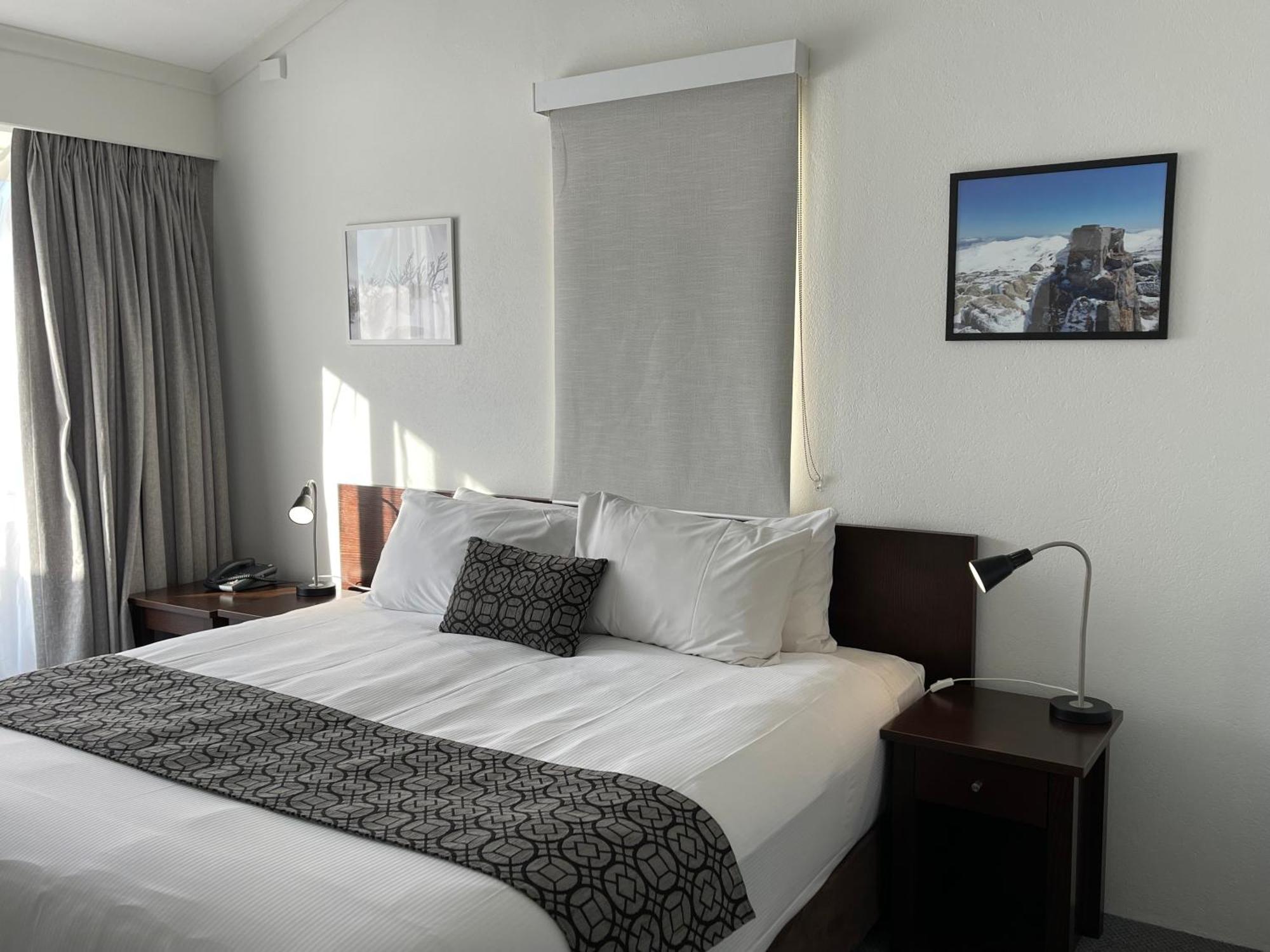 Apartment Horizons 424 Waterfront 2 Bedroom Jindabyne