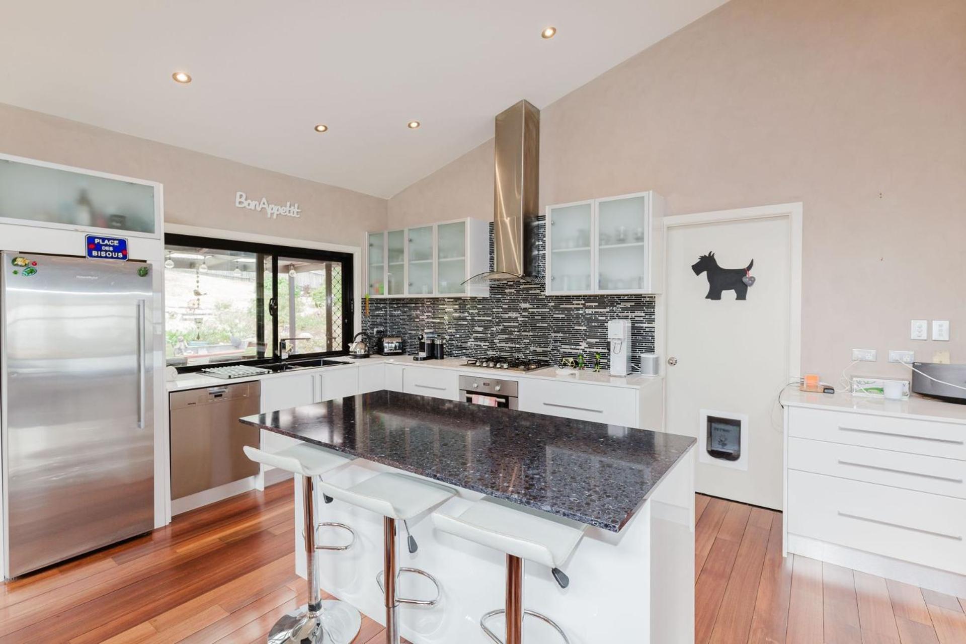 Holiday home 10 Kanangra Crescent - Entire