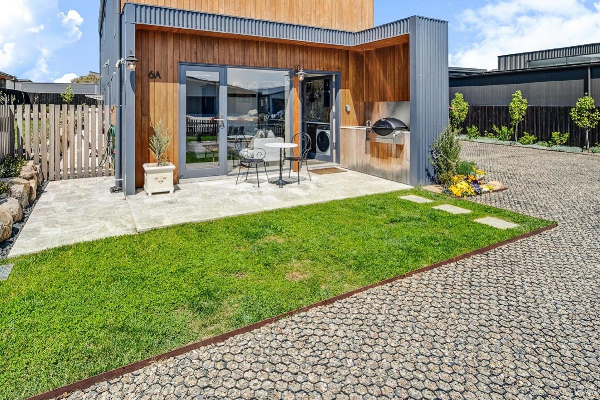 6a Alice - Brand New L Bath L Smart Tv L Wifi L Bbq Apartment Jindabyne