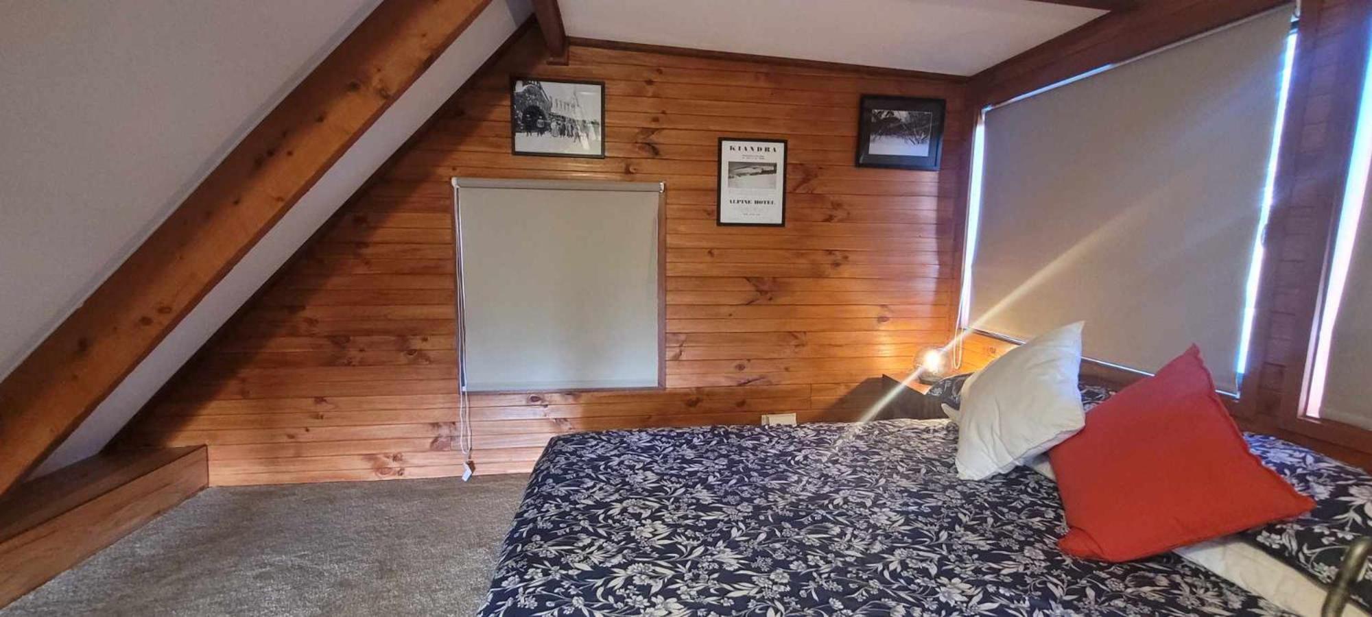 The Ponderosa Cabin. Apartment