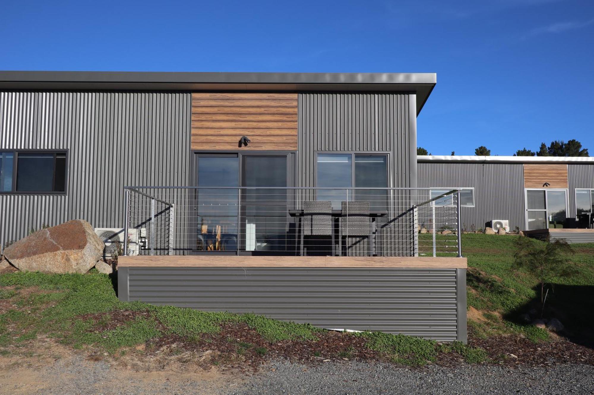 Holiday home #2 New Modern Cabin With Amazing Views Over Lake Jindabyne