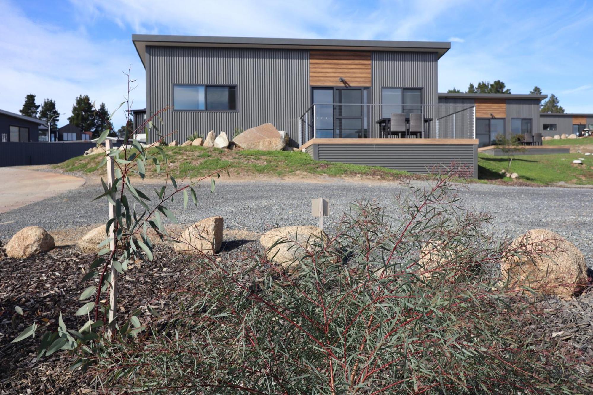 #2 New Modern Cabin With Amazing Views Over Lake *