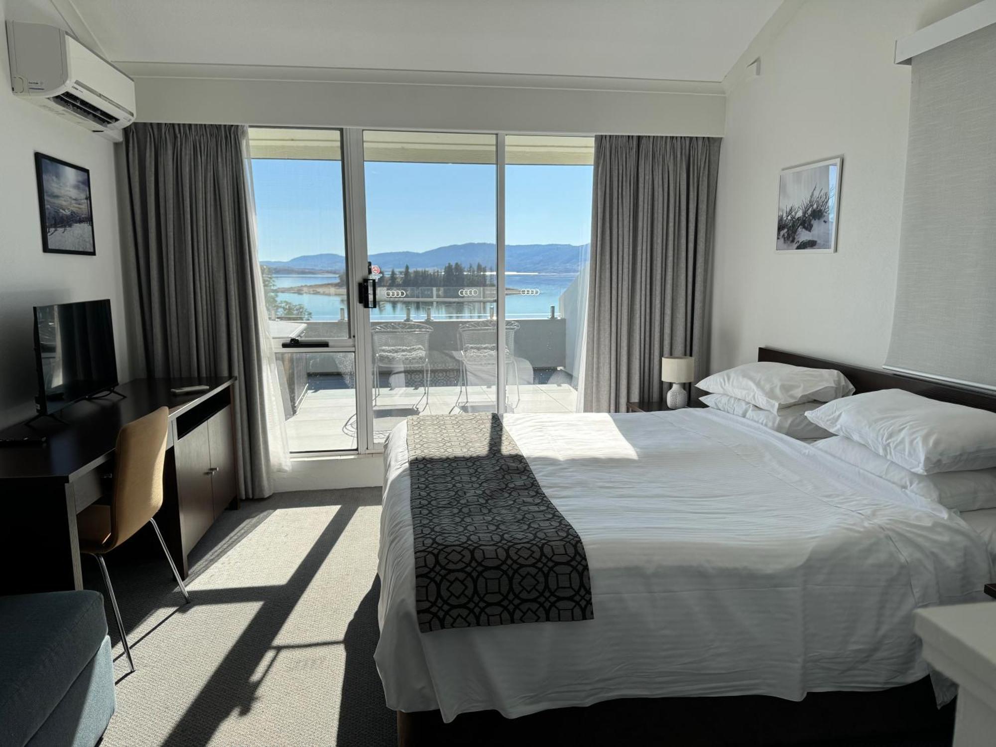 Apartment Horizons 424 Waterfront 2 Bedroom *