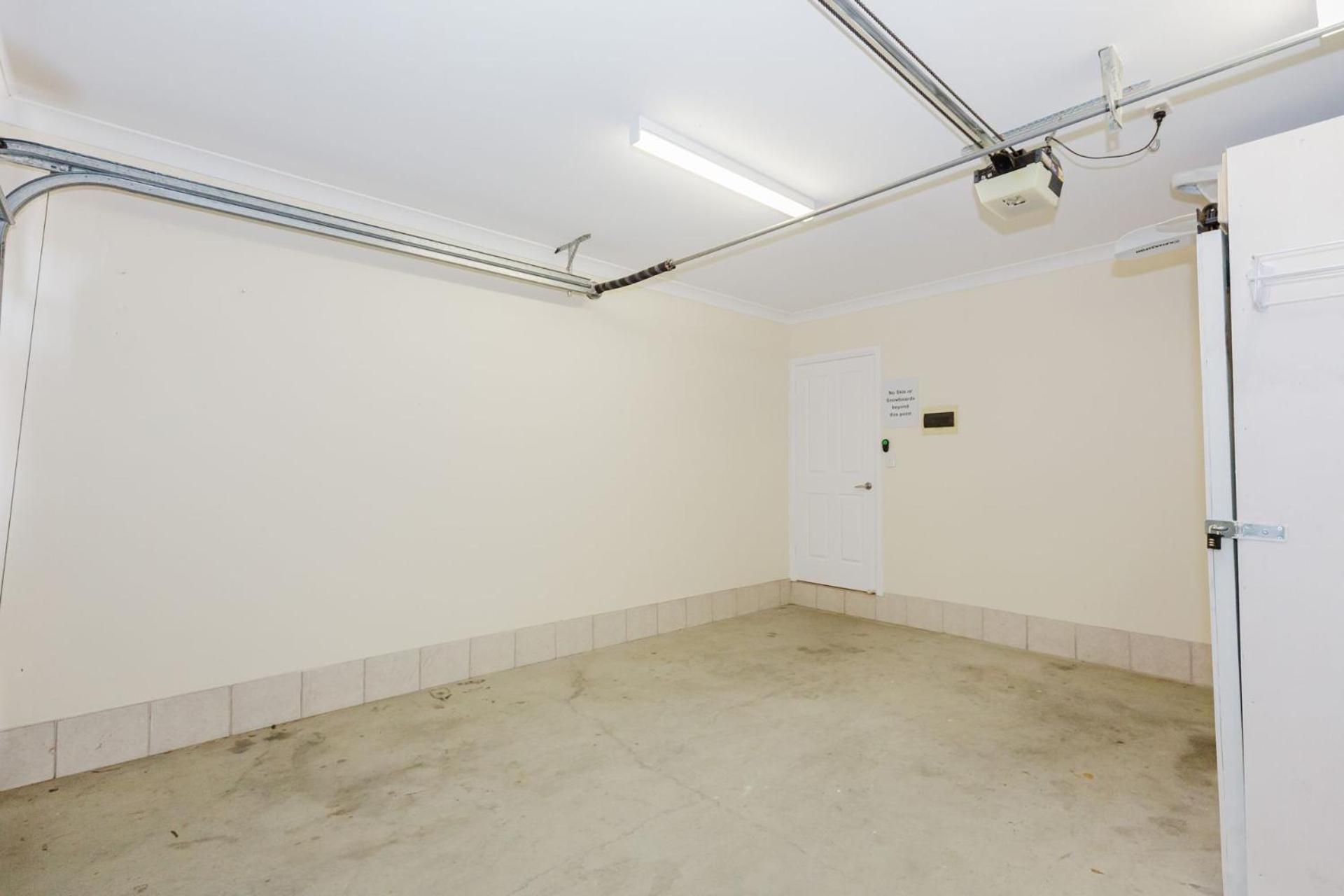 4-1 Penders Court