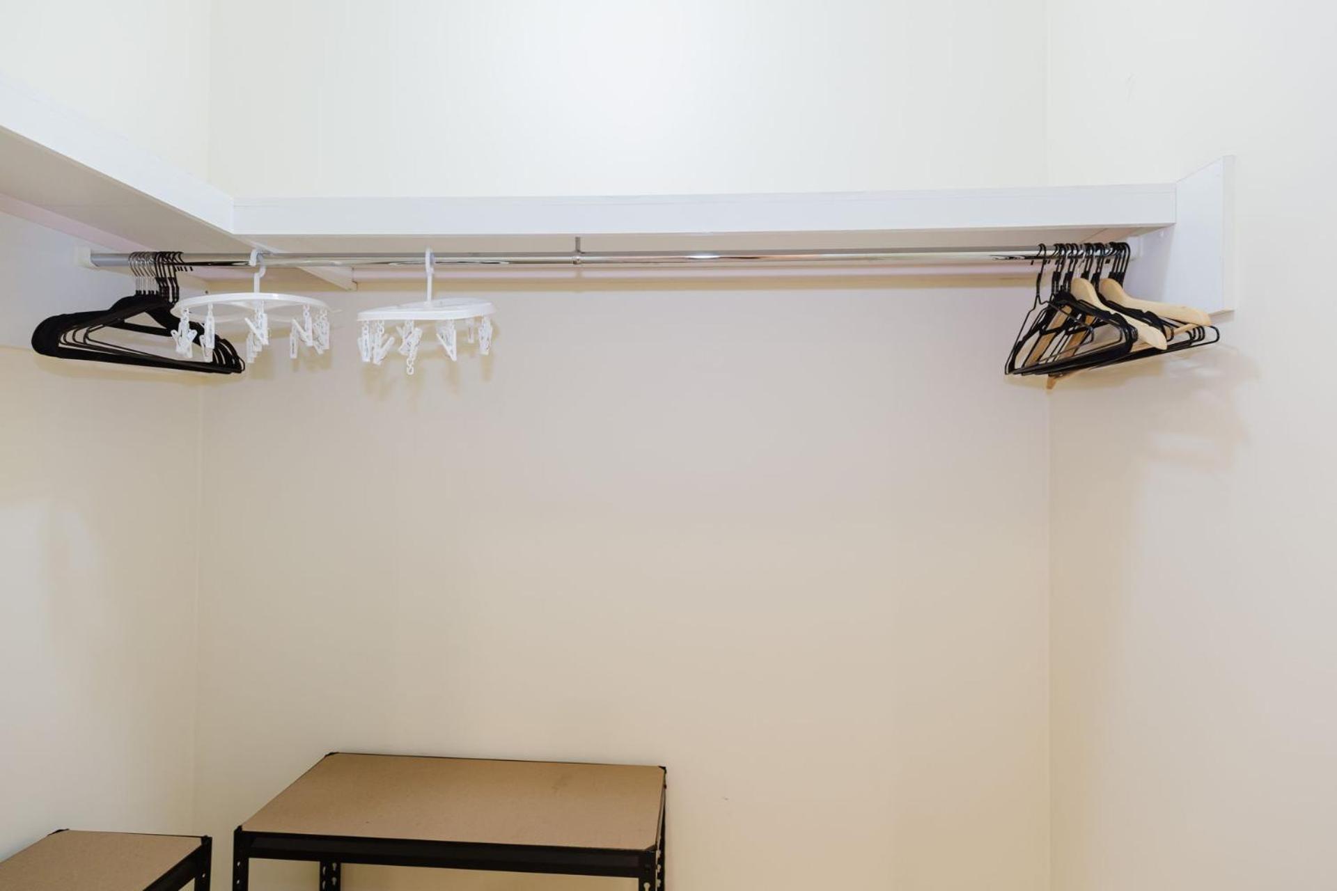 Apartment 4-1 Penders Court